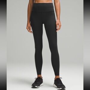 Lululemon Wonder Train leggings size 8 black excellent condition